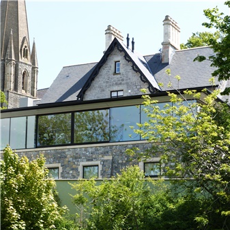 Cae Court, Bridgend